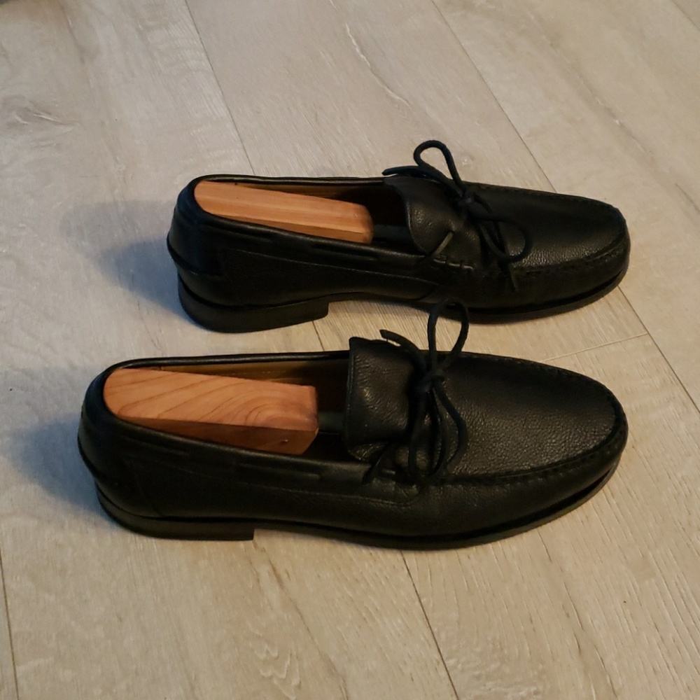 Shoes - Picture 2 of 3